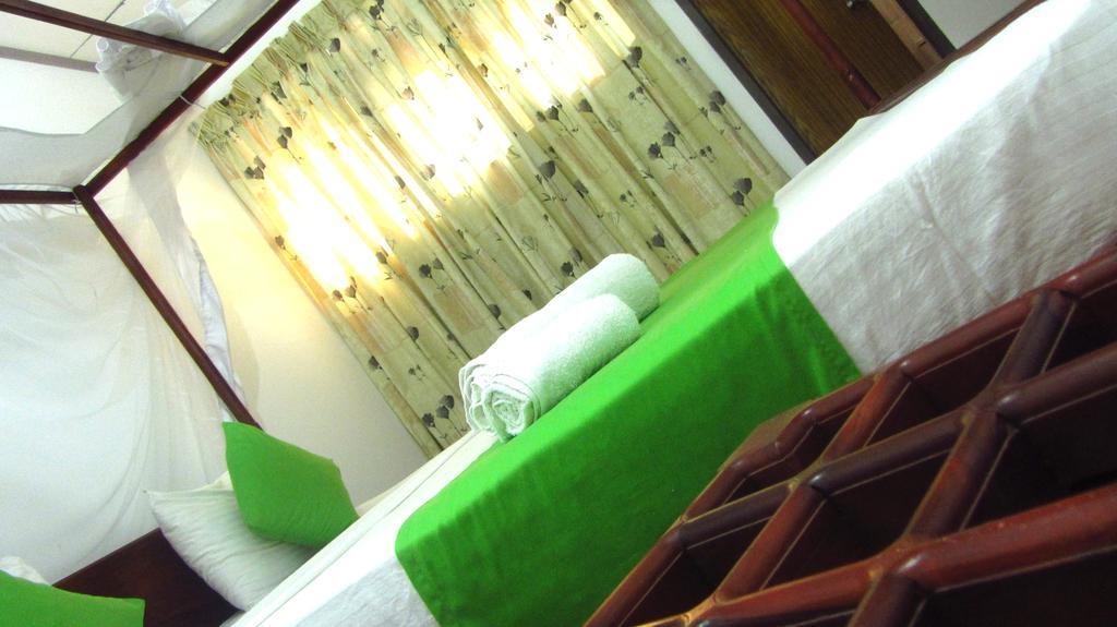 Ocean Voyage Hotell Tangalle Eksteriør bilde