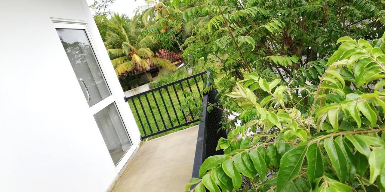 Ocean Voyage Hotell Tangalle Eksteriør bilde