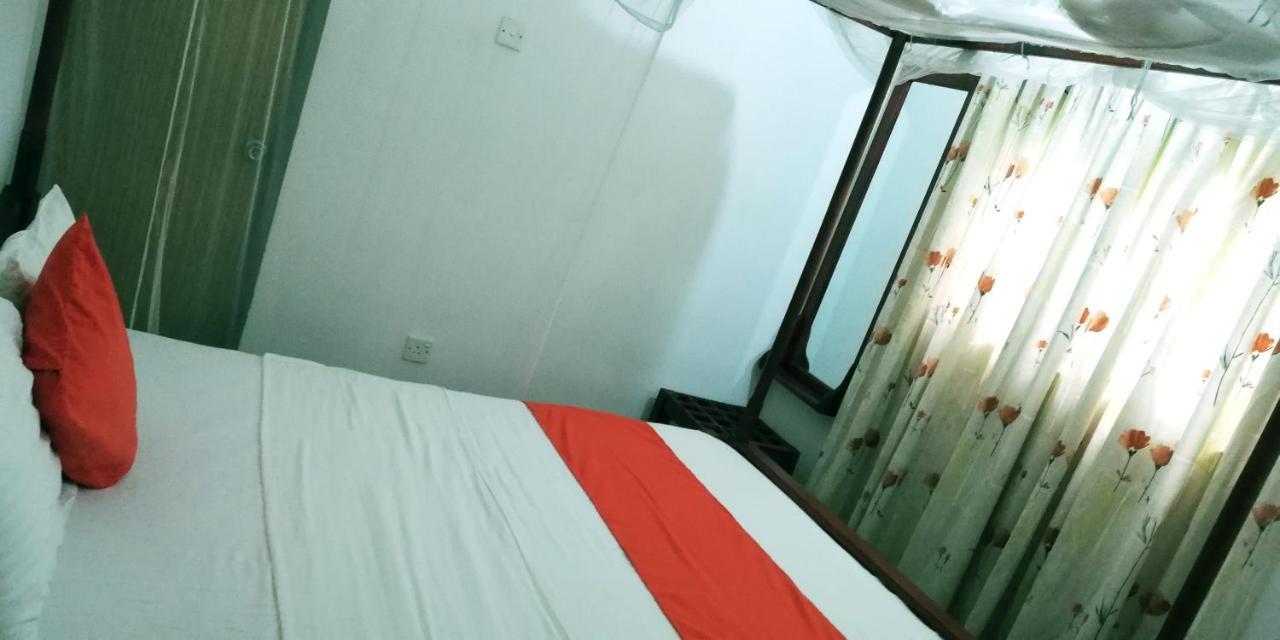 Ocean Voyage Hotell Tangalle Eksteriør bilde