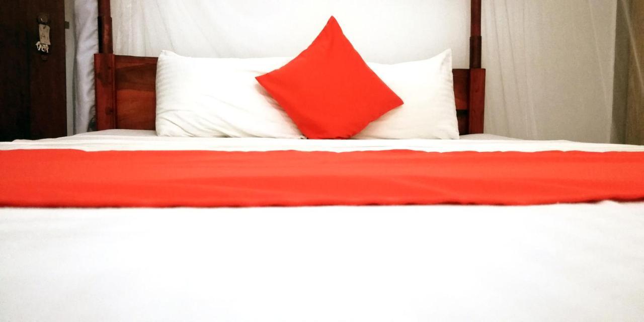 Ocean Voyage Hotell Tangalle Eksteriør bilde