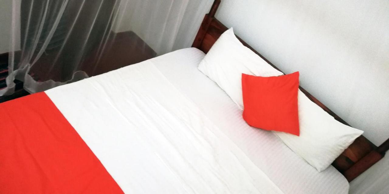Ocean Voyage Hotell Tangalle Eksteriør bilde