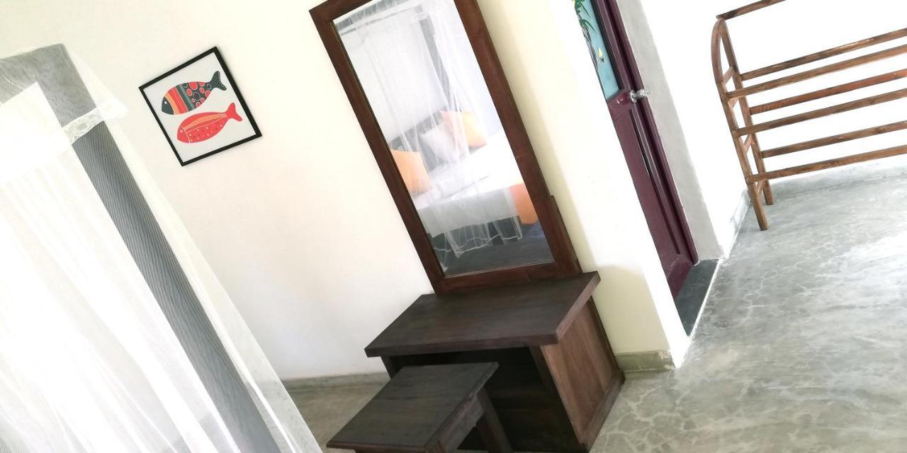 Ocean Voyage Hotell Tangalle Eksteriør bilde