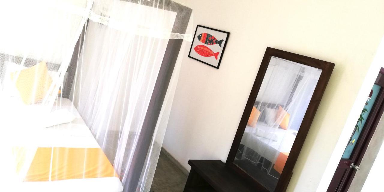 Ocean Voyage Hotell Tangalle Eksteriør bilde