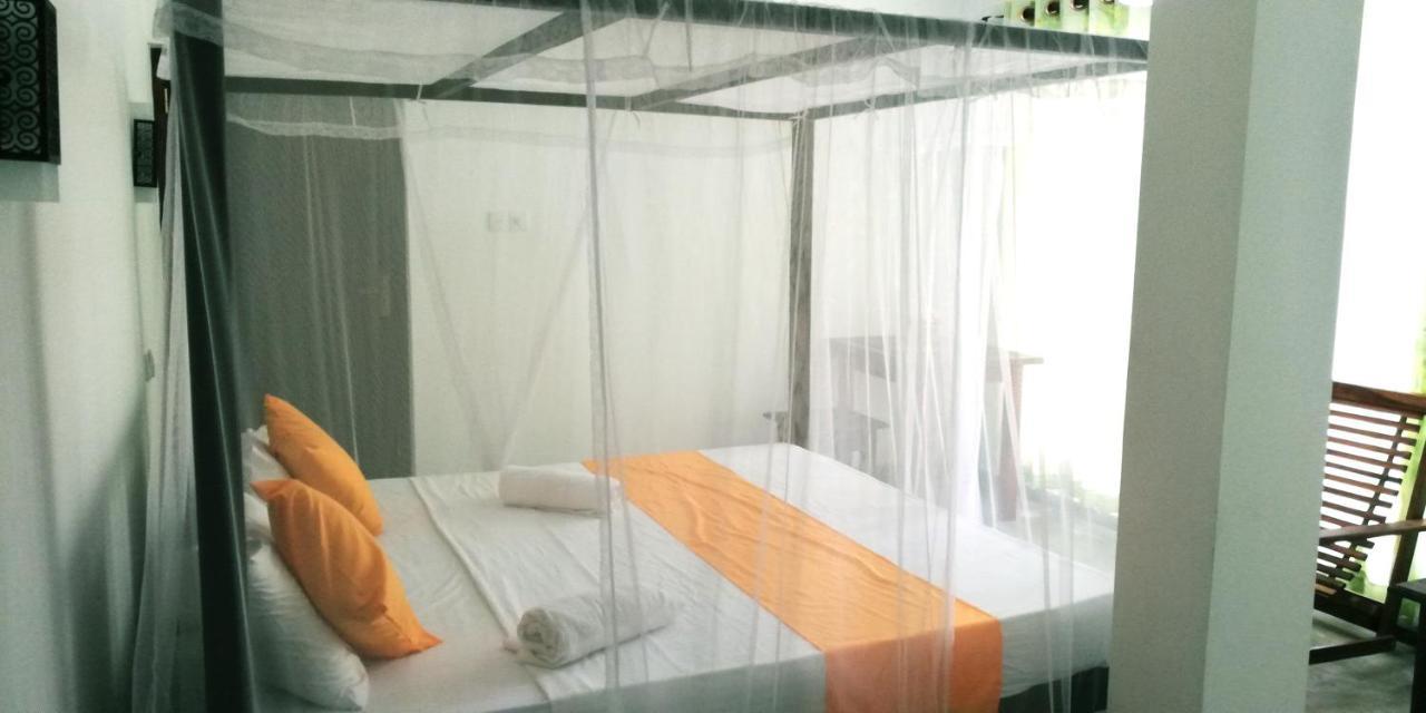 Ocean Voyage Hotell Tangalle Eksteriør bilde