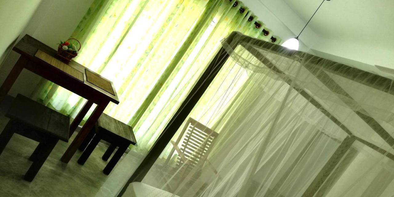 Ocean Voyage Hotell Tangalle Eksteriør bilde